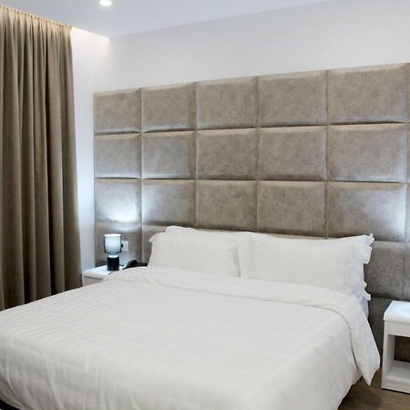 Ramel Hotel Tirana Exterior foto